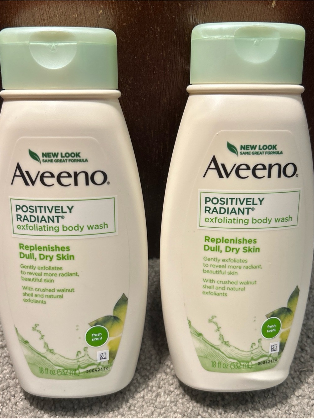 X2 Aveeno Positively Radiant Exfoliating Body Wash Dry Skin Fresh Scent 18oz